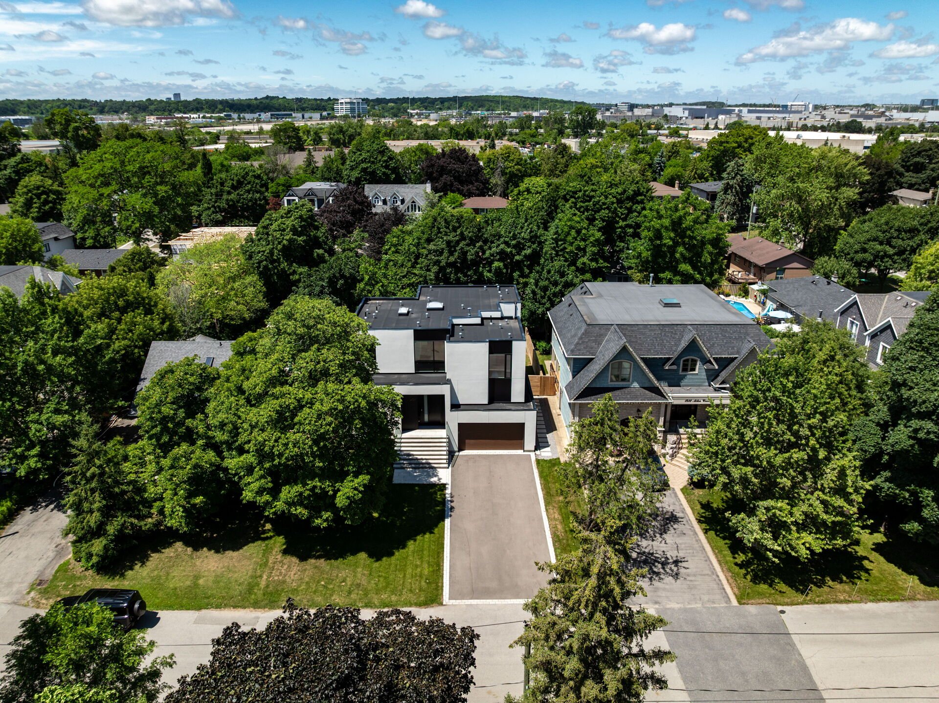 1405 Acton Crescent