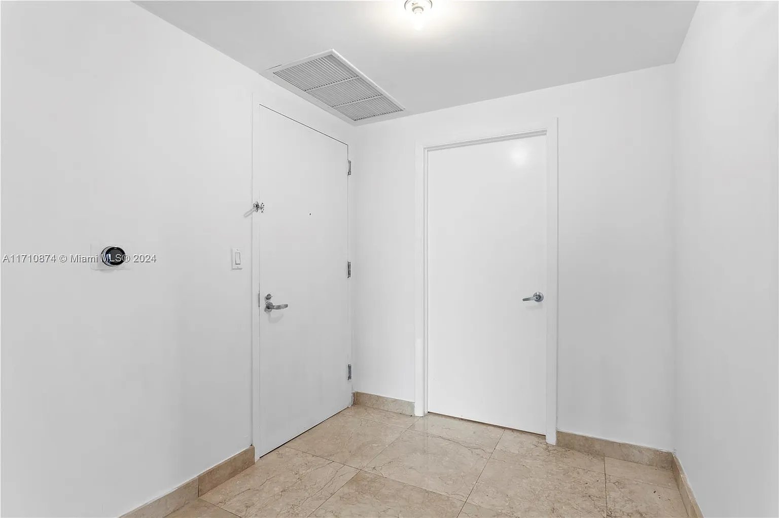 1900 N Bayshore Dr APT 2902