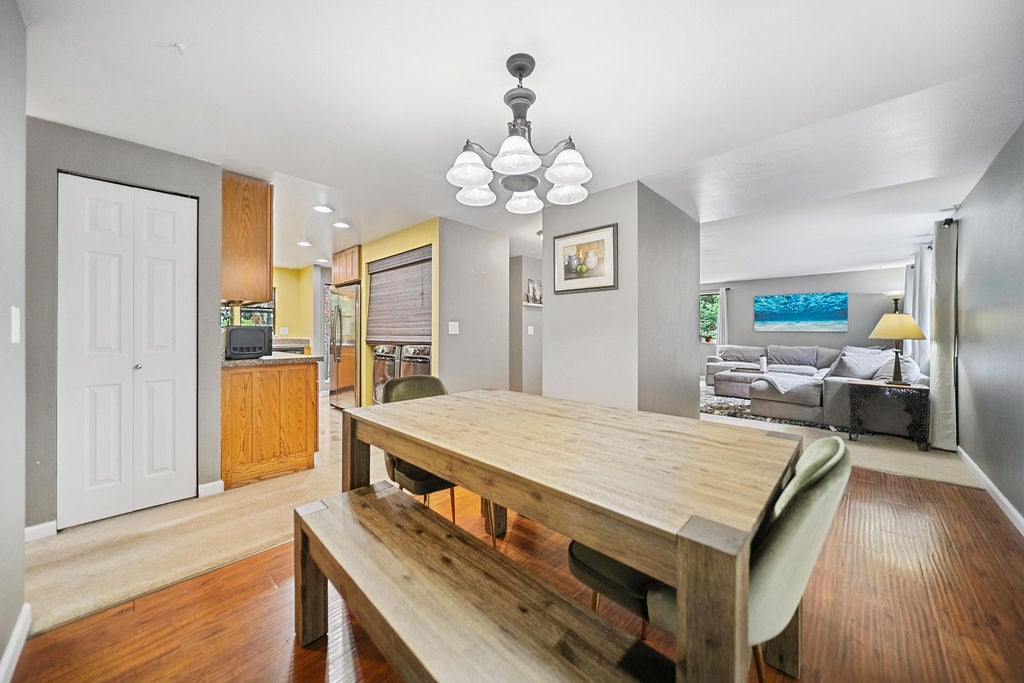 9205 Morning Side Drive NW