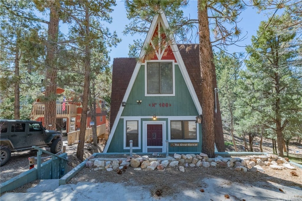 166 Vista Ave