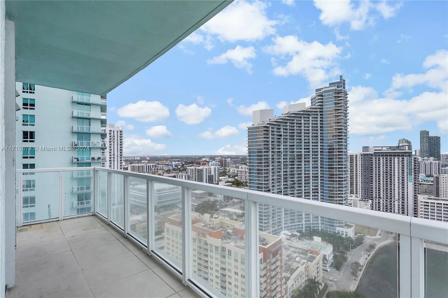 1900 N Bayshore Dr APT 2902