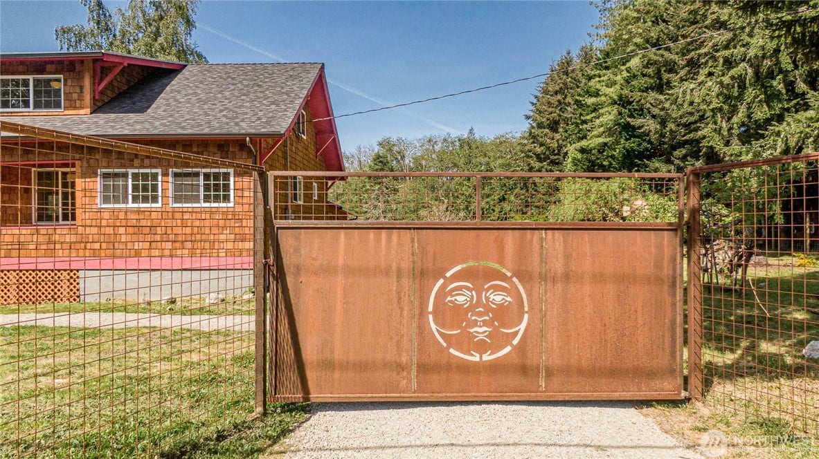 23301 115th Avenue SW