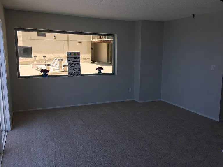 555 Esplanade Apt 313