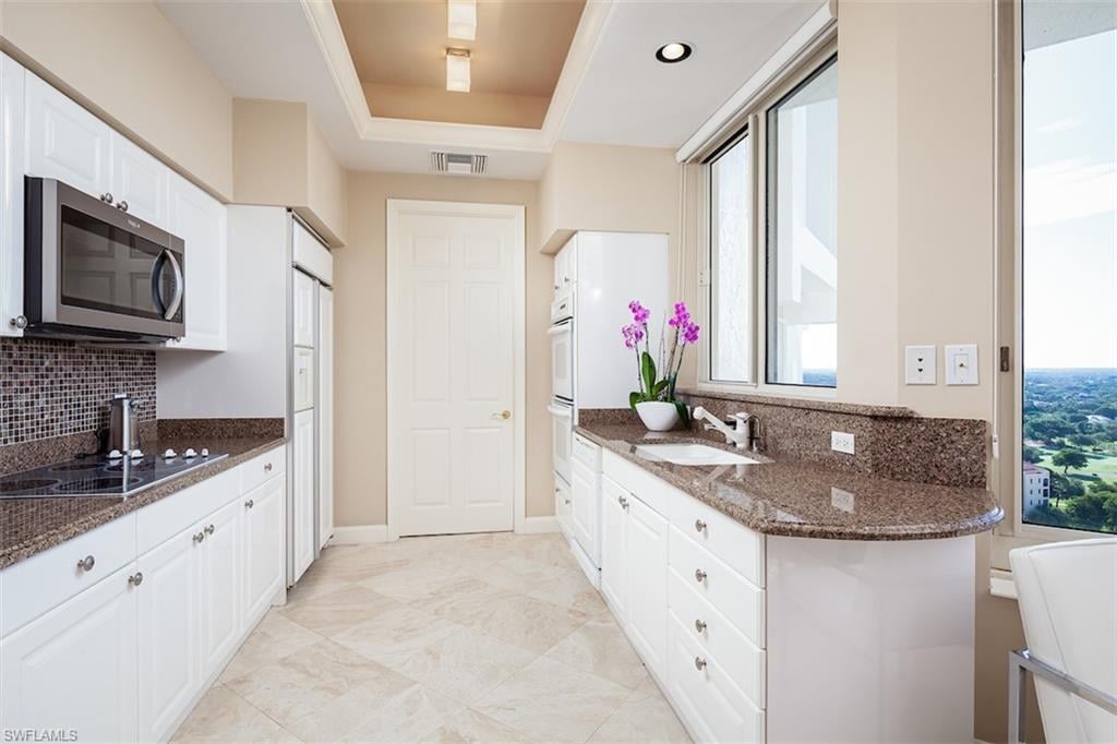 7117 Pelican Bay Blvd Apt 1701