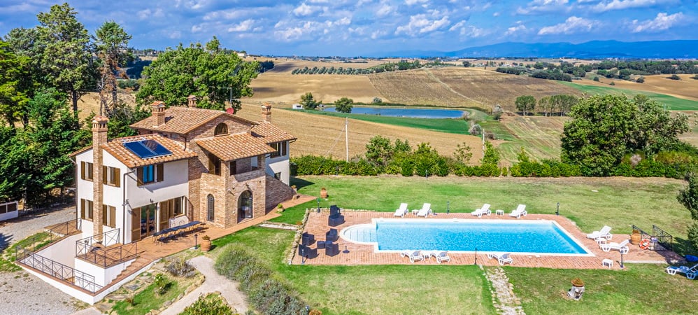 Beautiful Ranch with 2 Pools 