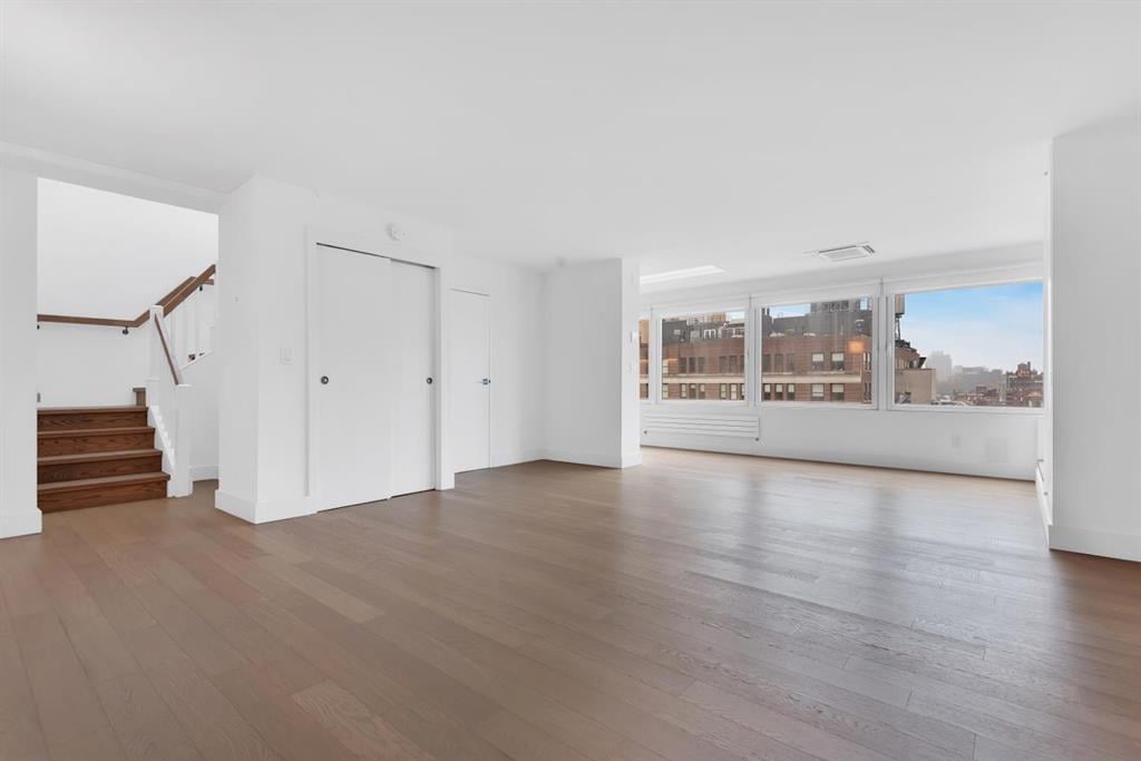 250 W 19TH Street PHC