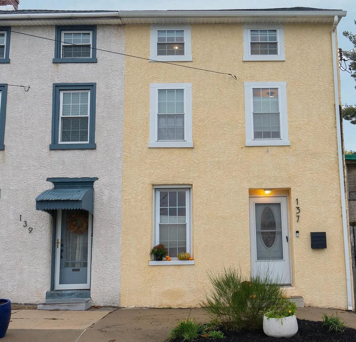 137 Emmett St