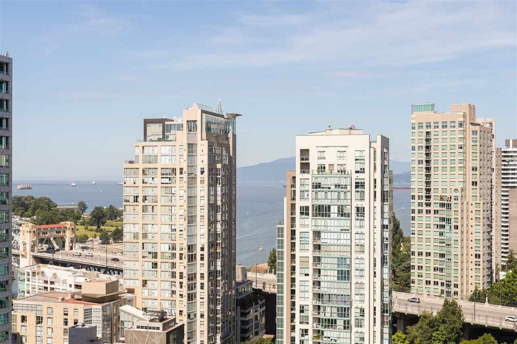 1480 Howe St, #2307