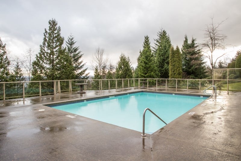 2-2979 Panorama Dr
