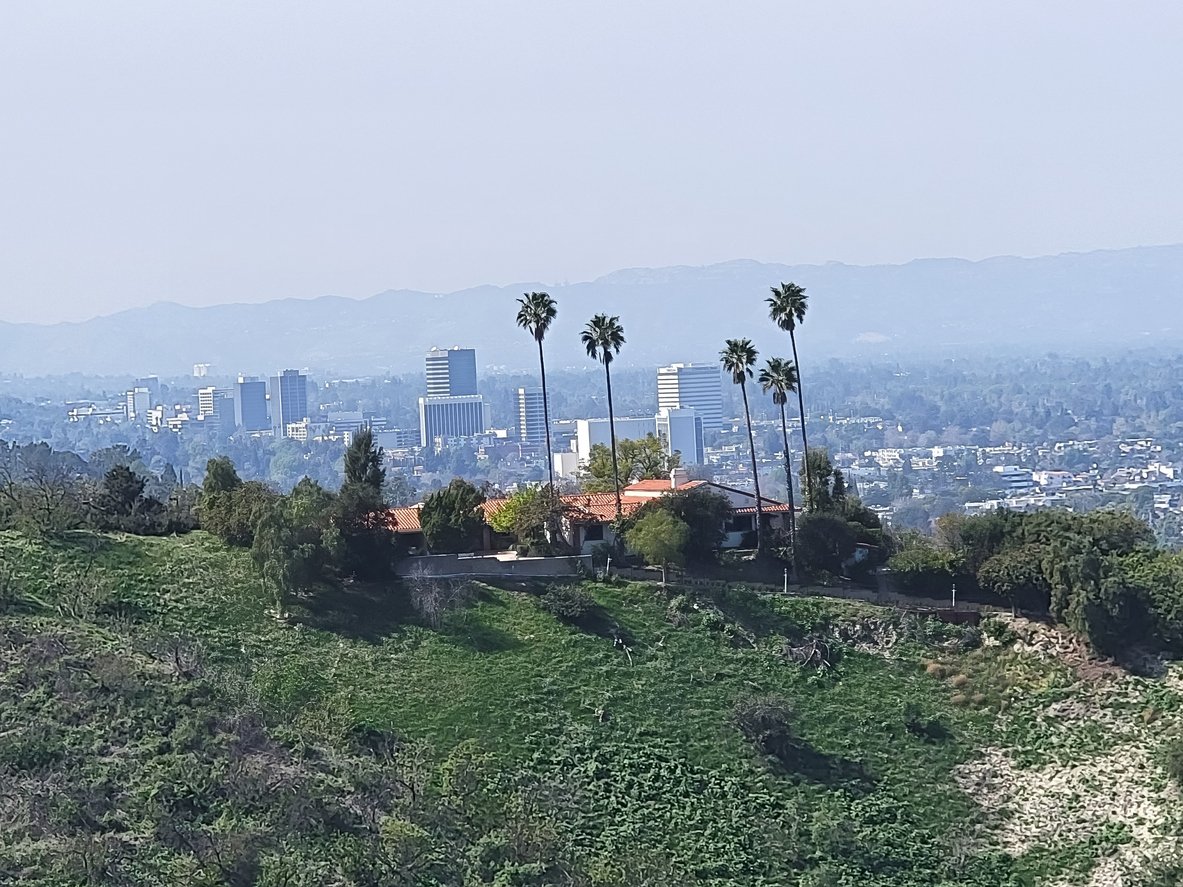 Sherman Oaks luxury home with modernist design and Valley hillside views