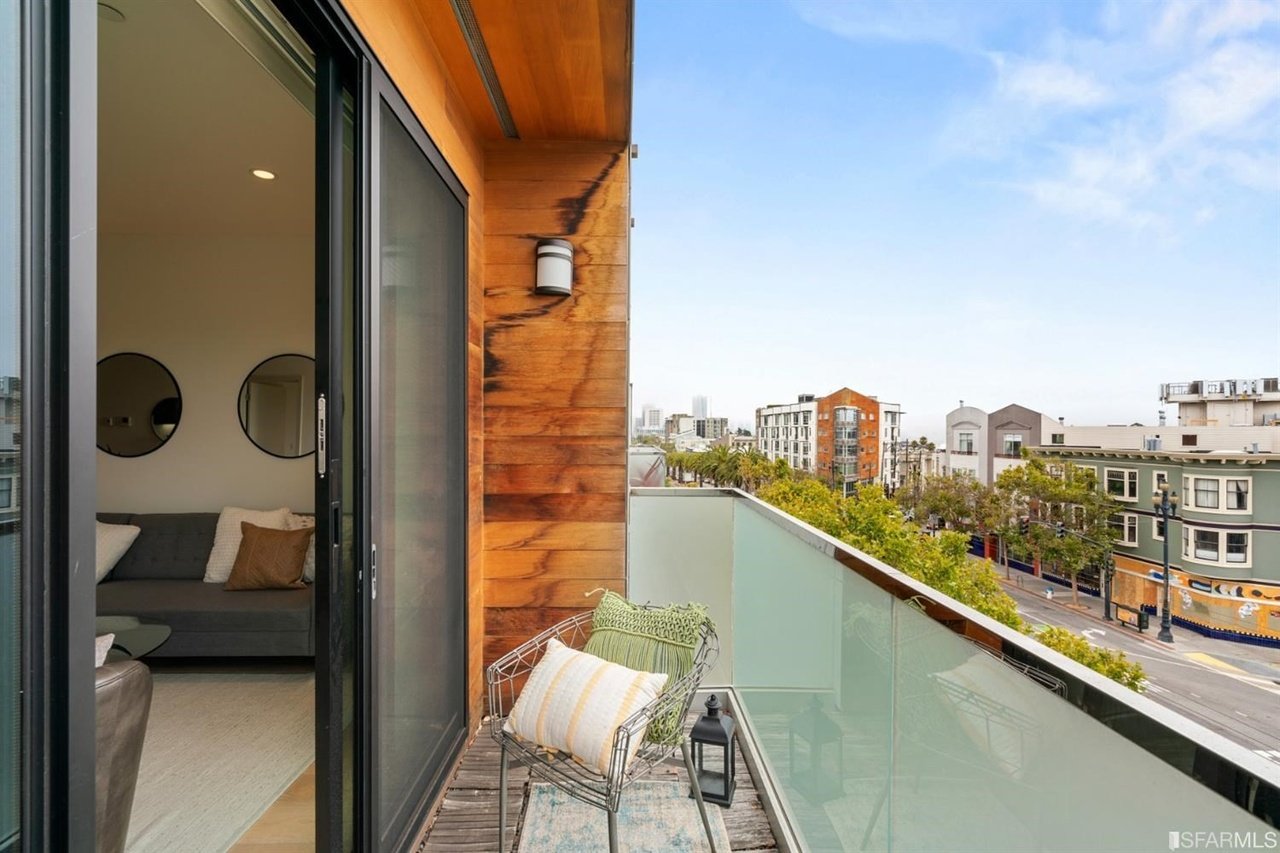 2200 Market Street #402