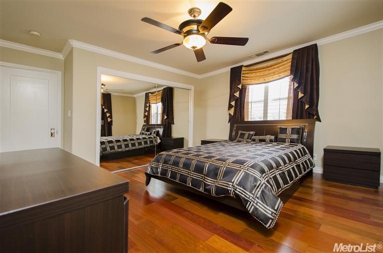 More Happy Buyers Move Into East Sacramento!