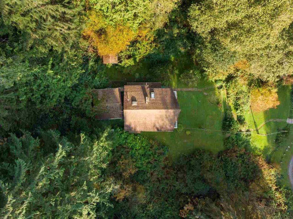 4520 Lynn Valley Rd