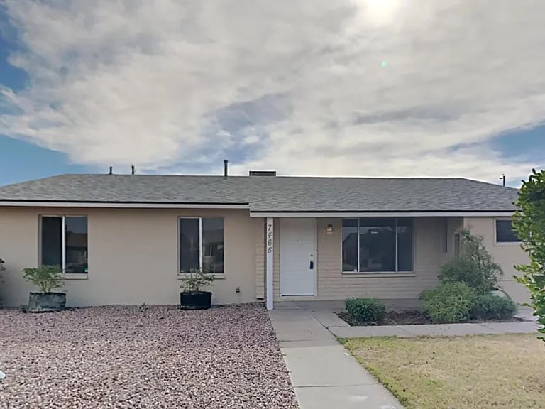 7465 W Cheryl Dr