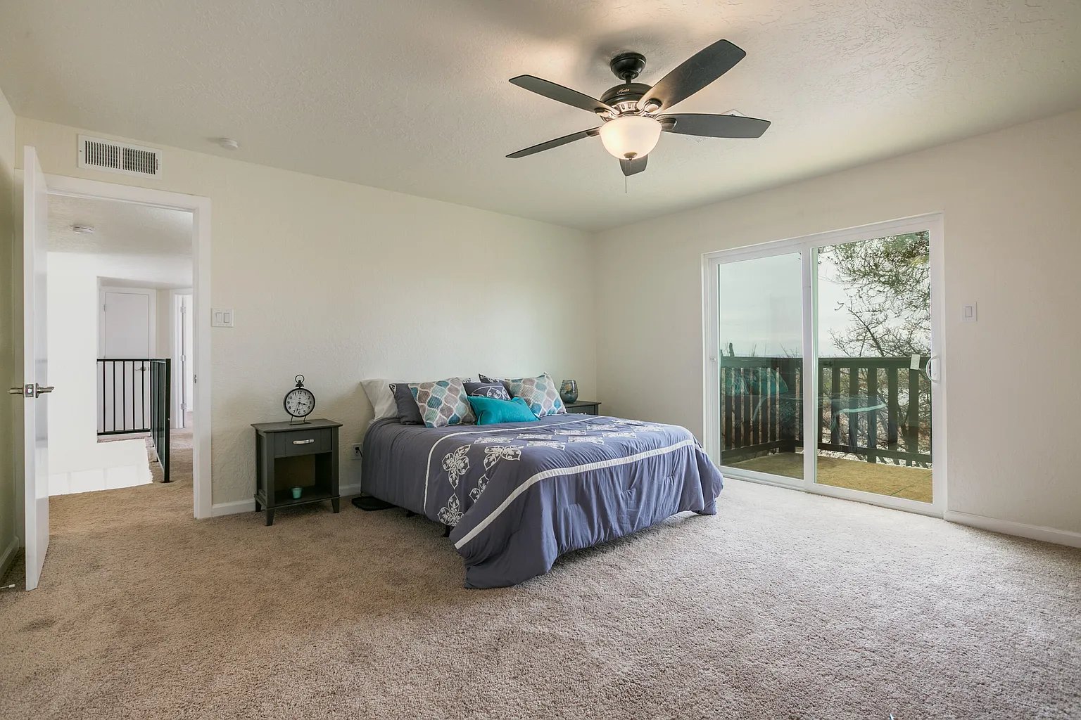 621 Monte Alto Dr NE