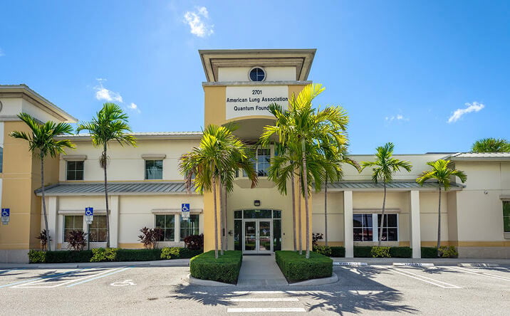 Sales Price: $3.404M