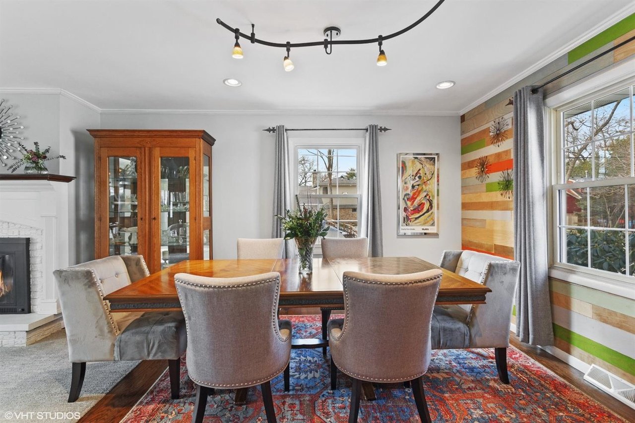 304 Northbrook Dr