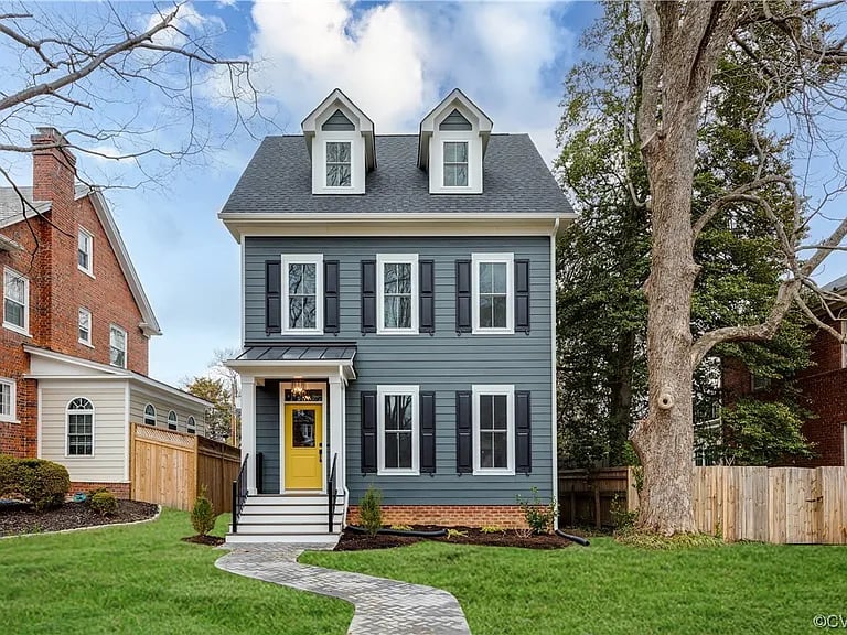 4304 1/2 Augusta Ave