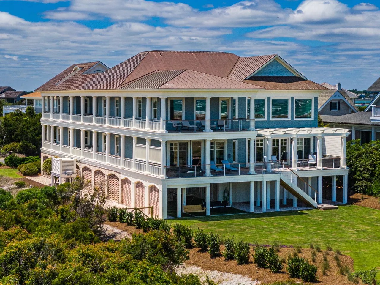 520 Beach Road