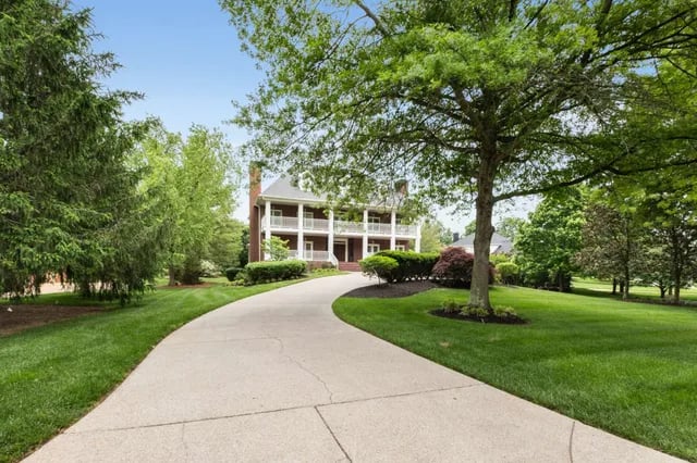 694 Jones Hill Dr