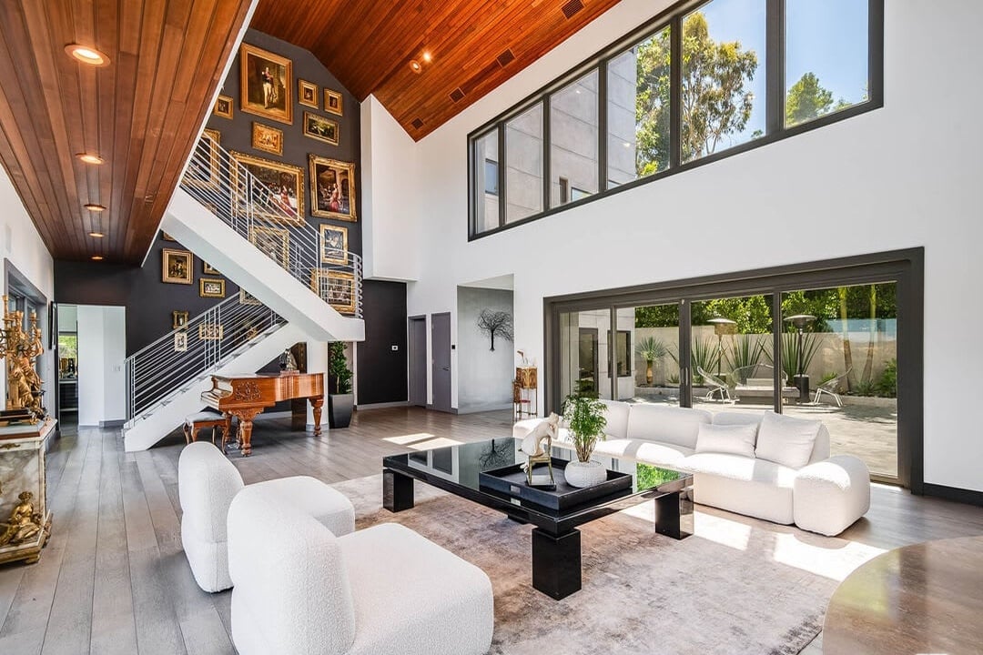 Opulent Luxe