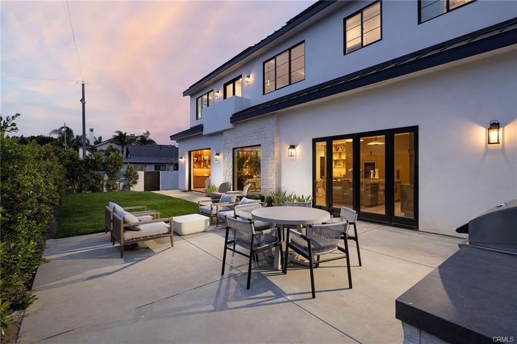 9121 Christine Dr.