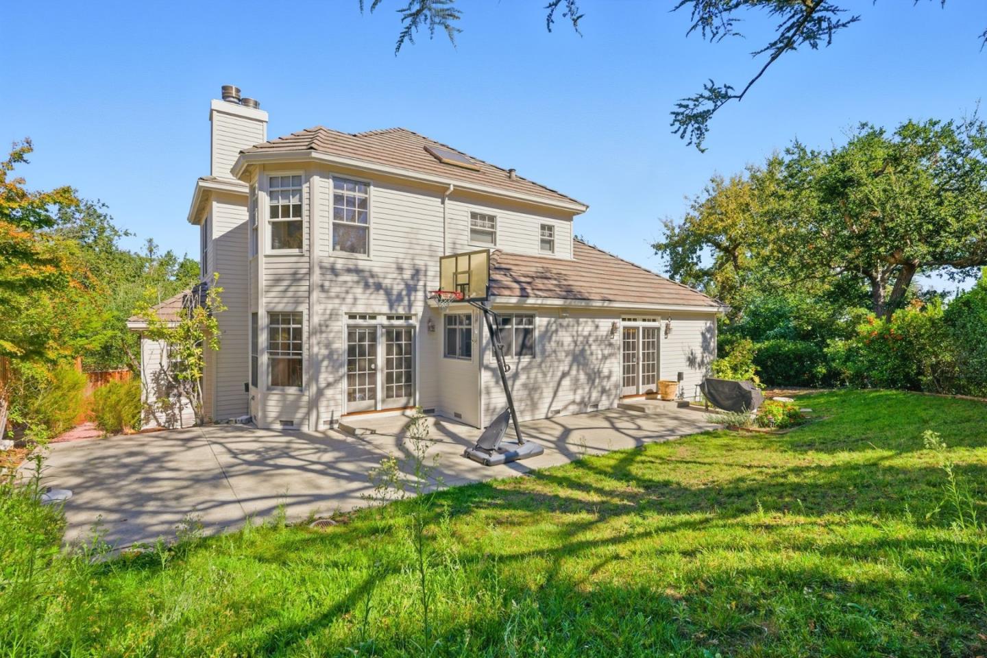 11701 Winding Way