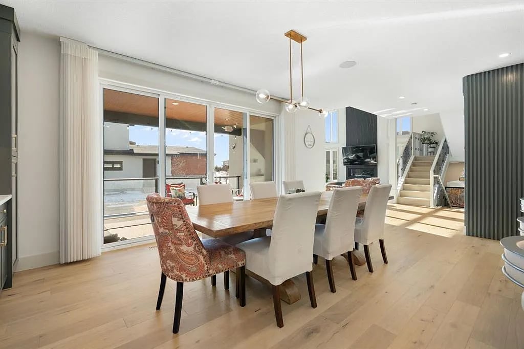 73 N Waters Edge Gdns