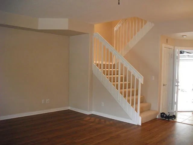 123 Courtenay Ct