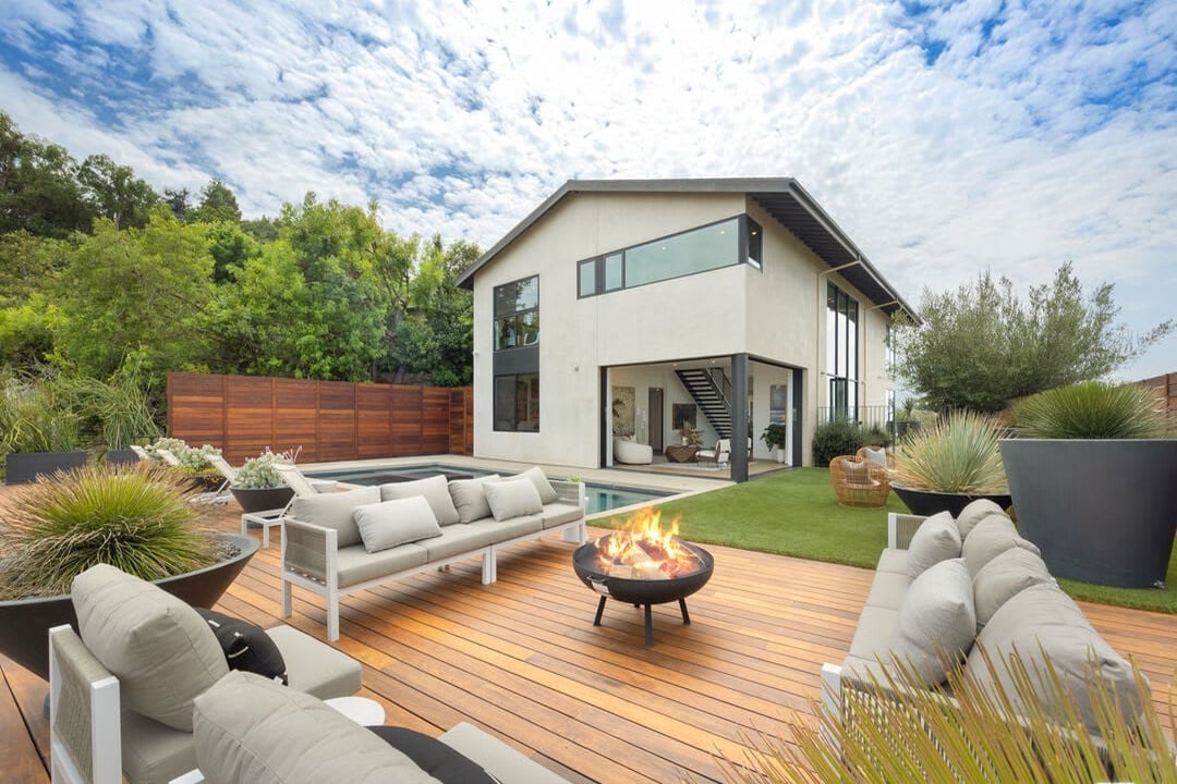 Beverly Ranch Road, 90210