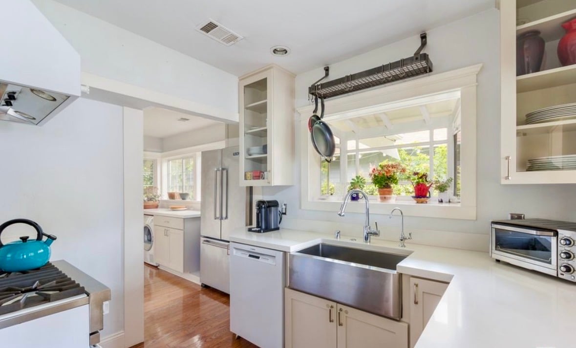 652 Woodlawn Ave, Venice