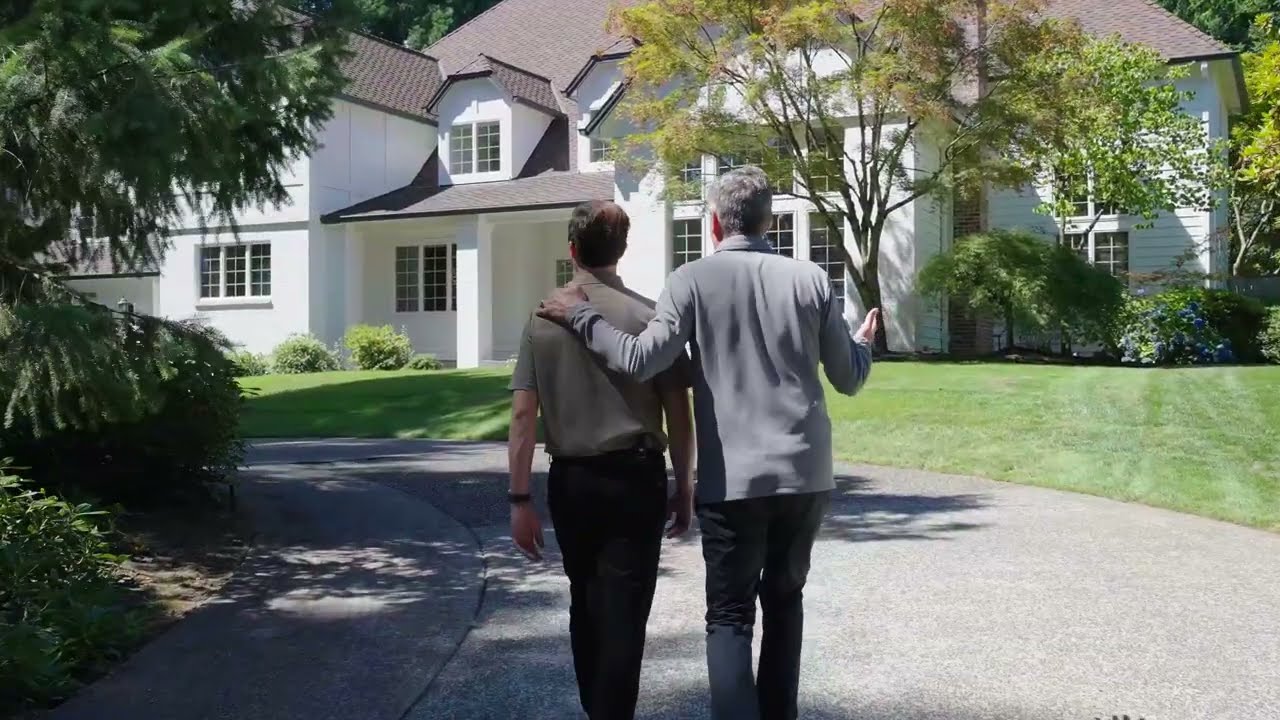 Private Bethany Estate on .82 Acre