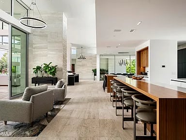 5611 N WILKINSON Road