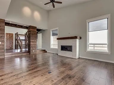 379 Hillsdale Rd