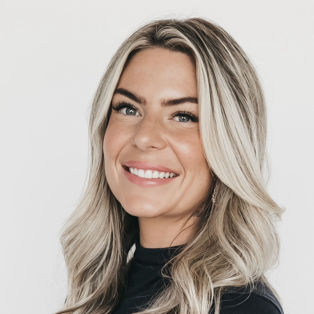 Amanda Lewis
