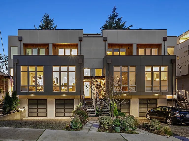 2339 48th Ave SW