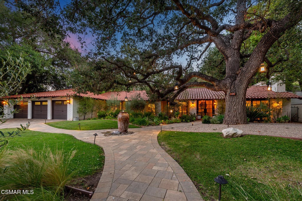 1201 Ridgecrest Place, a single-story Spanish home in North Ranch, Westlake Village CA that sold $300,000 over asking