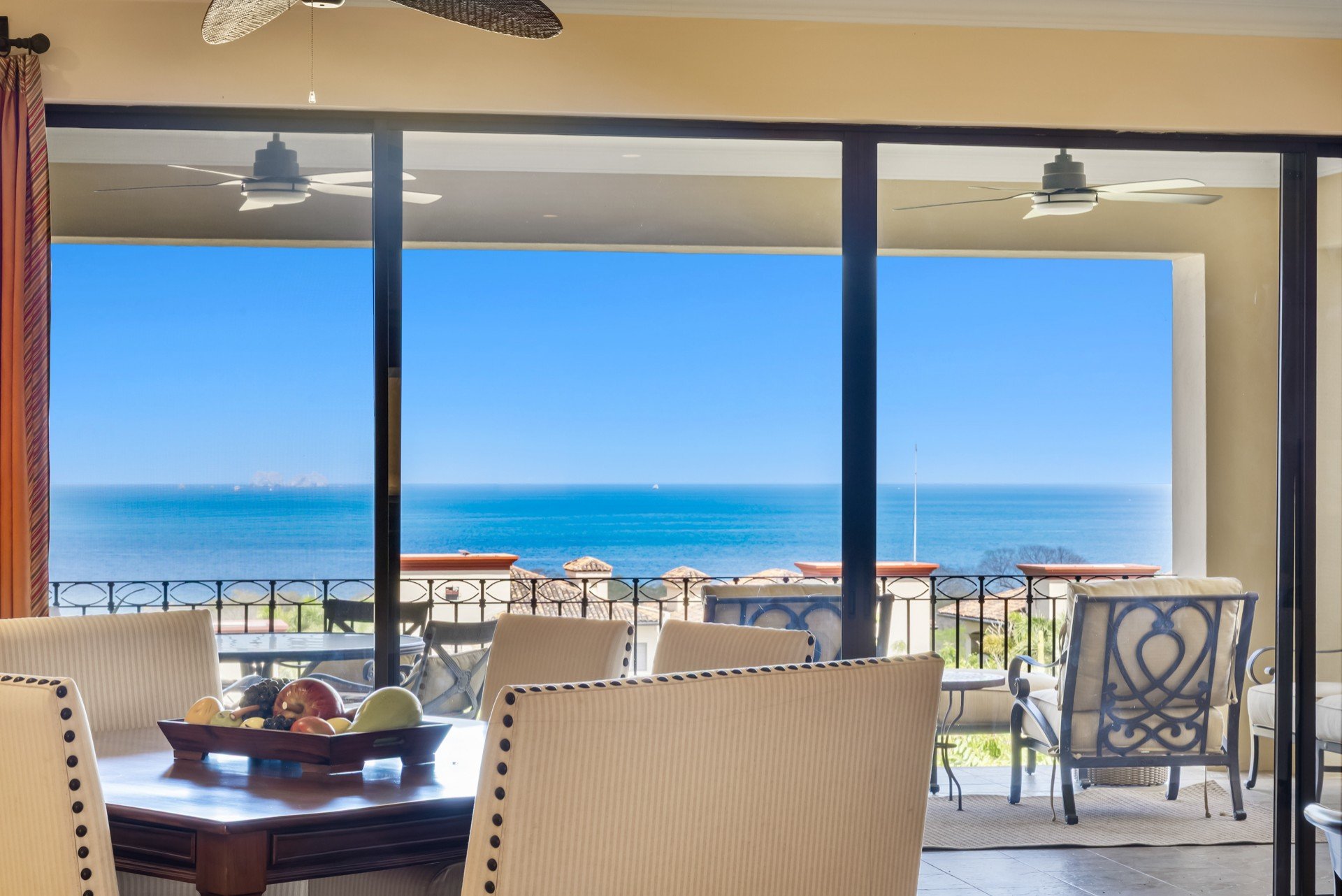 Malinche 321B: Spacious 3BR Condo with Stunning Pacific Views