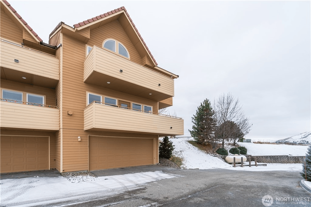 87 Red Hawk Dr., #4 