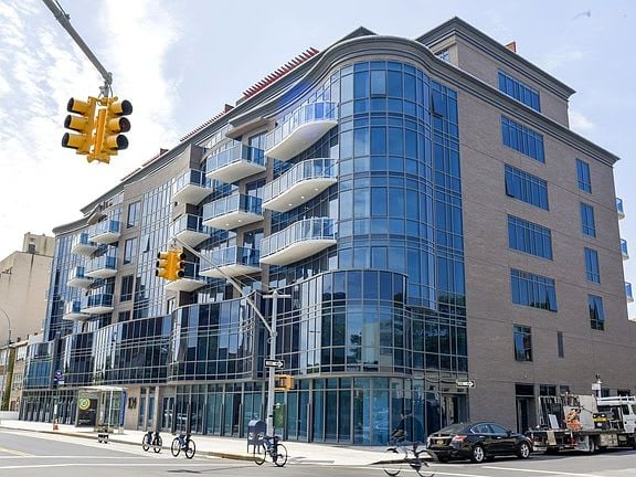 104 West End Ave Unit: 5C