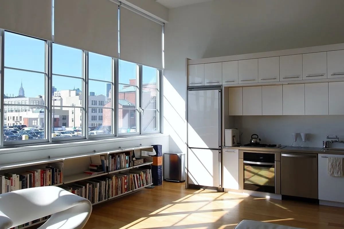 27-28 Thomson Ave #431