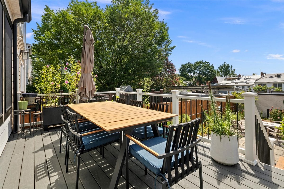 1620 Allison St NW