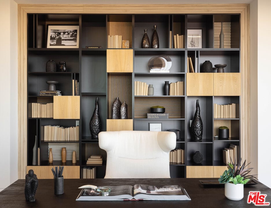 Zenith Horizon, Malibu Rd, 90265