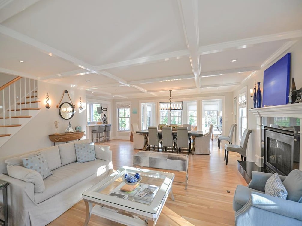 8 Puritan Dr