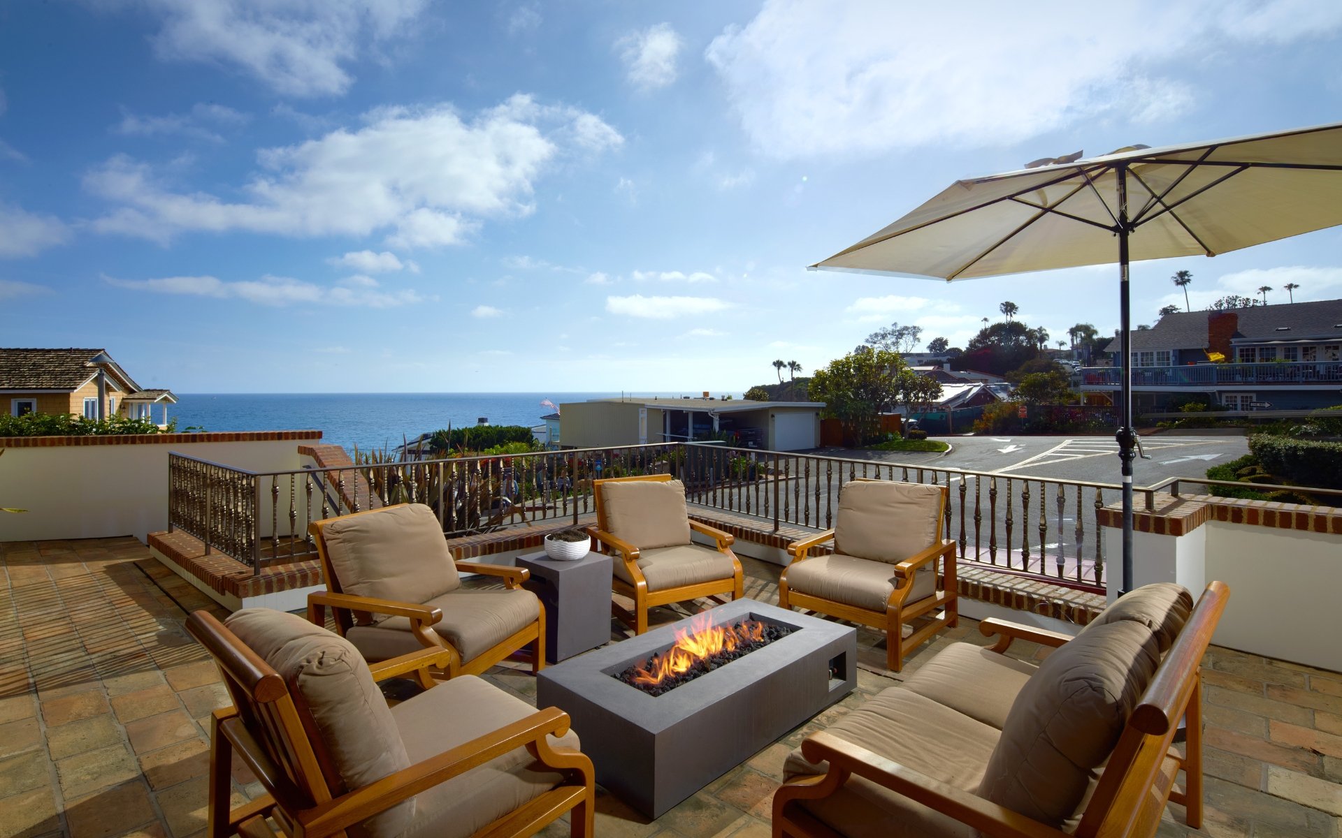 1292 Cliff Drive