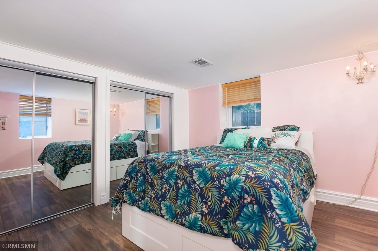 24 Saint Albans St S #7