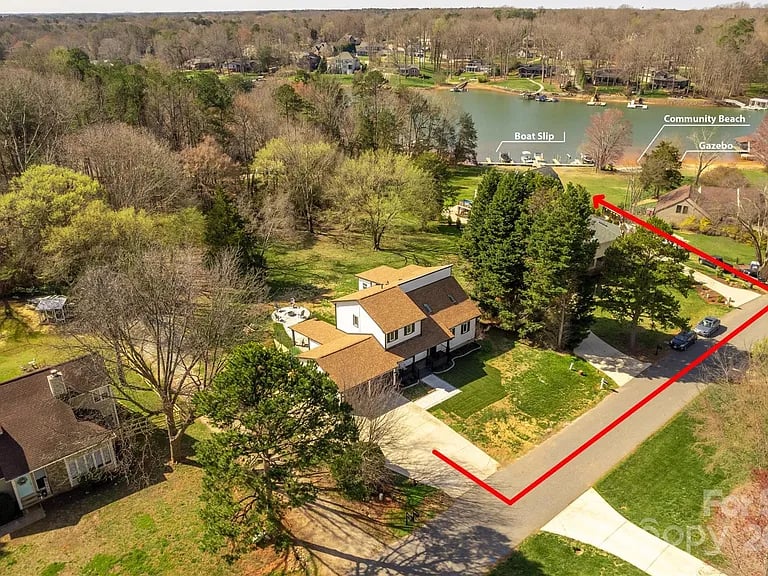 262 Spring Run Dr