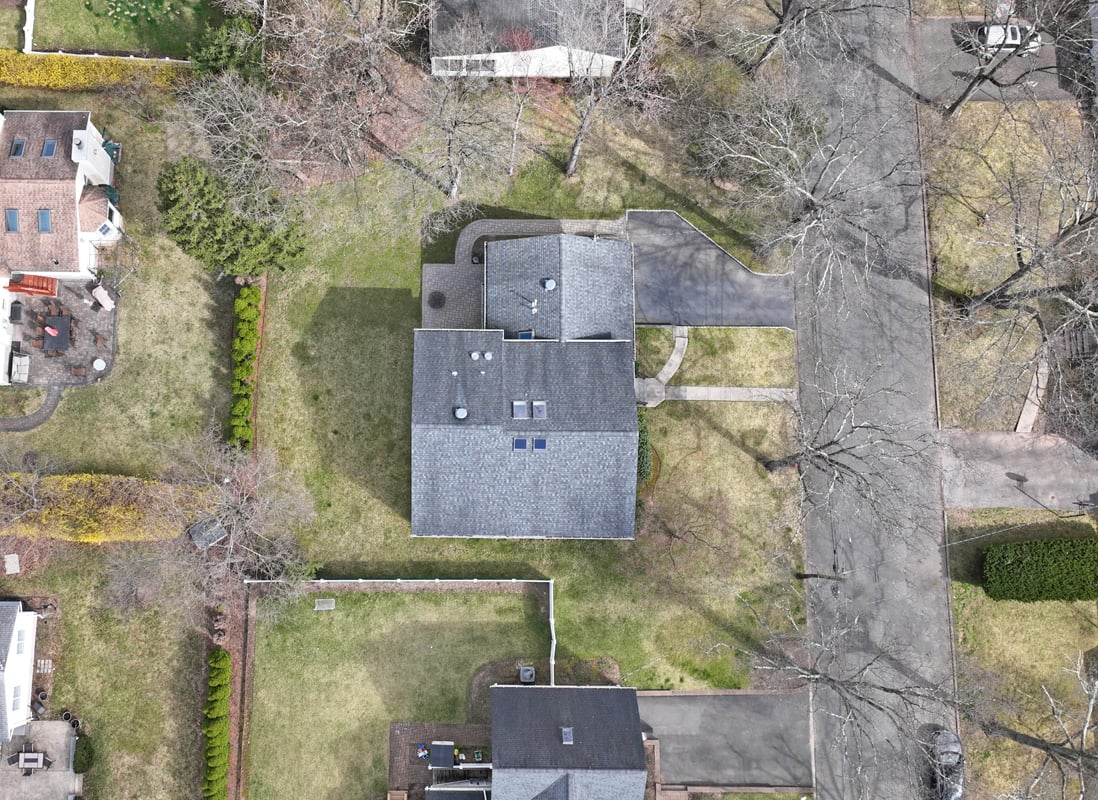 23 Spruce Pl