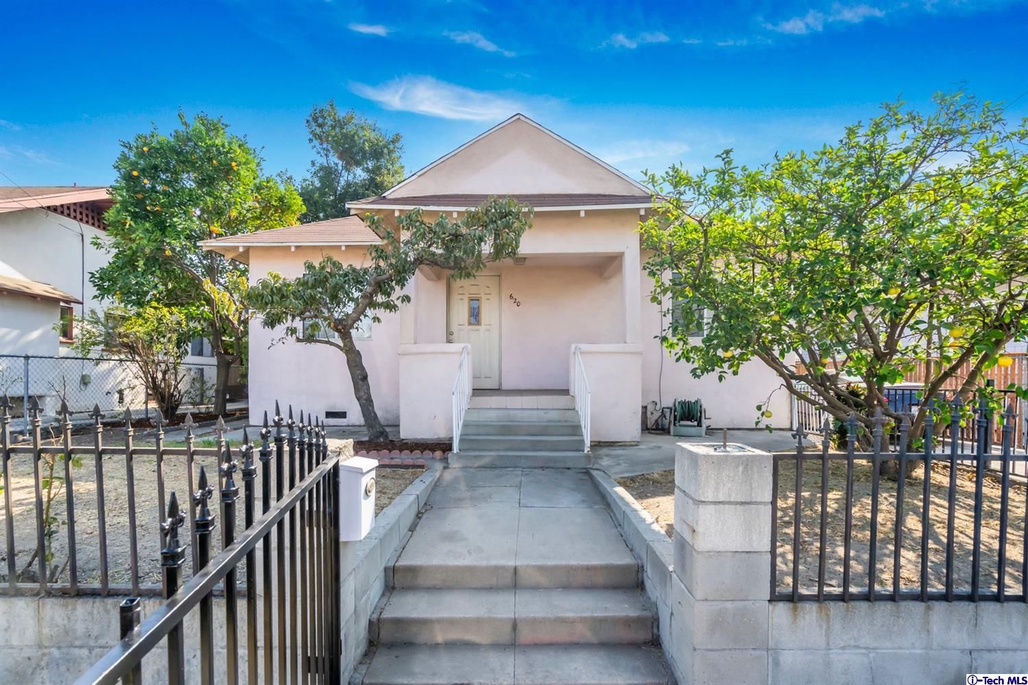 620 N Ave 64