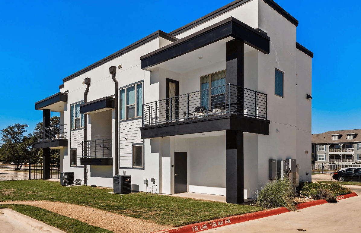 Enjoy up to 8 WEEKS FREE Base Rent! Call now to learn more!